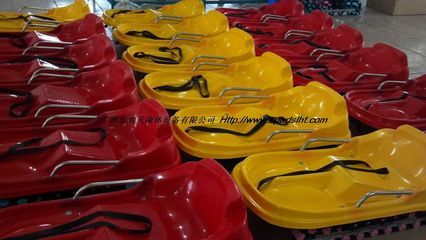 廣州樂(lè)歡天滑草器材專(zhuān)業(yè)制作與廠(chǎng)家報(bào)價(jià)